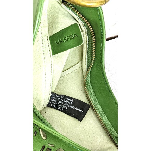 Via Spiga green leather laser floral cut brass chain shoulder purse - Picture 7 of 7